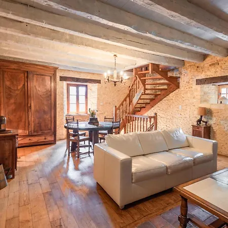 Holiday home Micouleaud *
